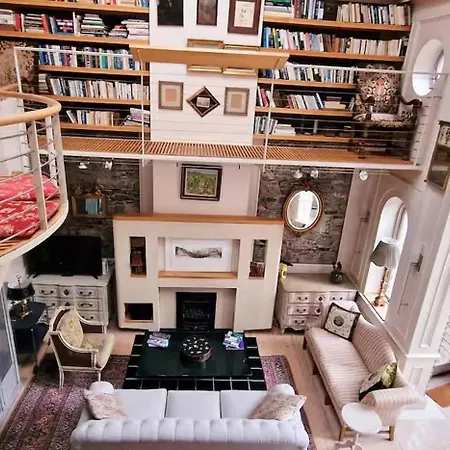 118 A Perfect Blend Of Charm And Luxury *