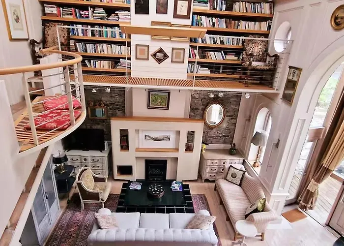 118 A Perfect Blend Of Charm And Luxury *